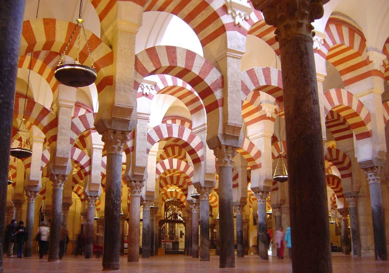 Tours y excursiones desde Granada a otras ciudades ida y vuelta en el mismo día